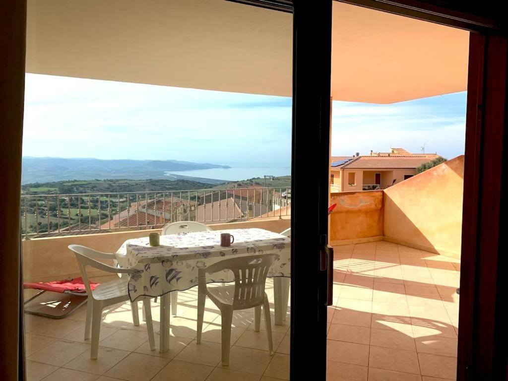 Casa Smeralda - Piscina E Vista Sul Mare! Trinita d'Agultu e Vignola Bagian luar foto